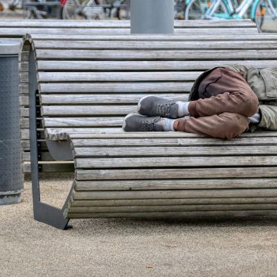 Fabrice Martinez-Tocabens, conseiller départemental du Vaucluse nous met en alerte sur la situation de jeunes à la rue